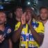 Video | Lukaku zet in Fenerbahçe-shirt liedje in bij aankomst in Turkije