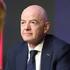 Infantino biedt excuses aan voor WK-plan en behoudt na spoedoverleg steun van FIFA-bestuur